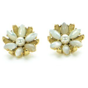 Oscar de la Renta Crystal Pearl & Mother-Of-Pearl Flower Stud Earrings